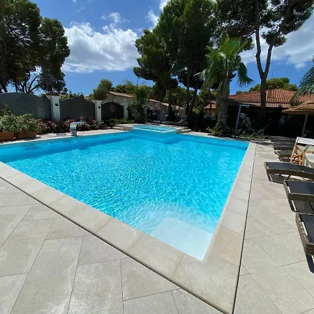 Апарт-отель Aquamarina Pintadera Blu & Порто-Пино